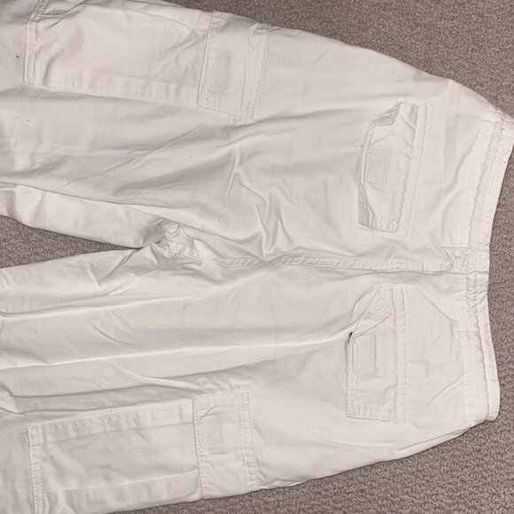 Brandy Melville, White Relaxed Cargo Pants - Picture 4 of 6